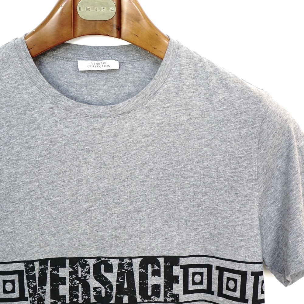 Versace Logo Tape T Shirt - Picture 3 of 4